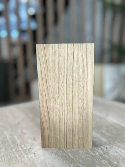 Viga decorativa de PVC - Madera Clara